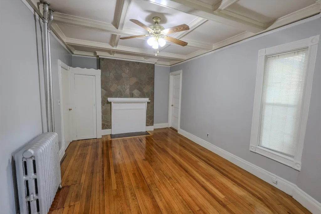 3 bed, 1 bath apartment for rent at 21 Waumbeck St Unit 1, Dorchester — photo 9 of 17