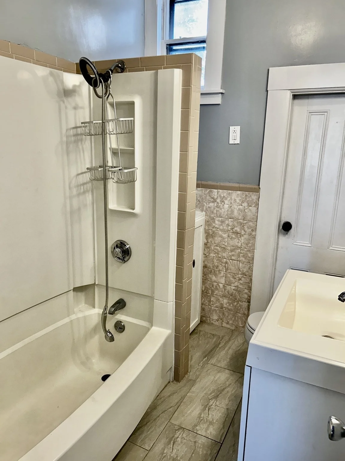 4 bed, 2 bath apartment for rent at 21 Waverley Unit 21, North Andover — photo 18 of 30