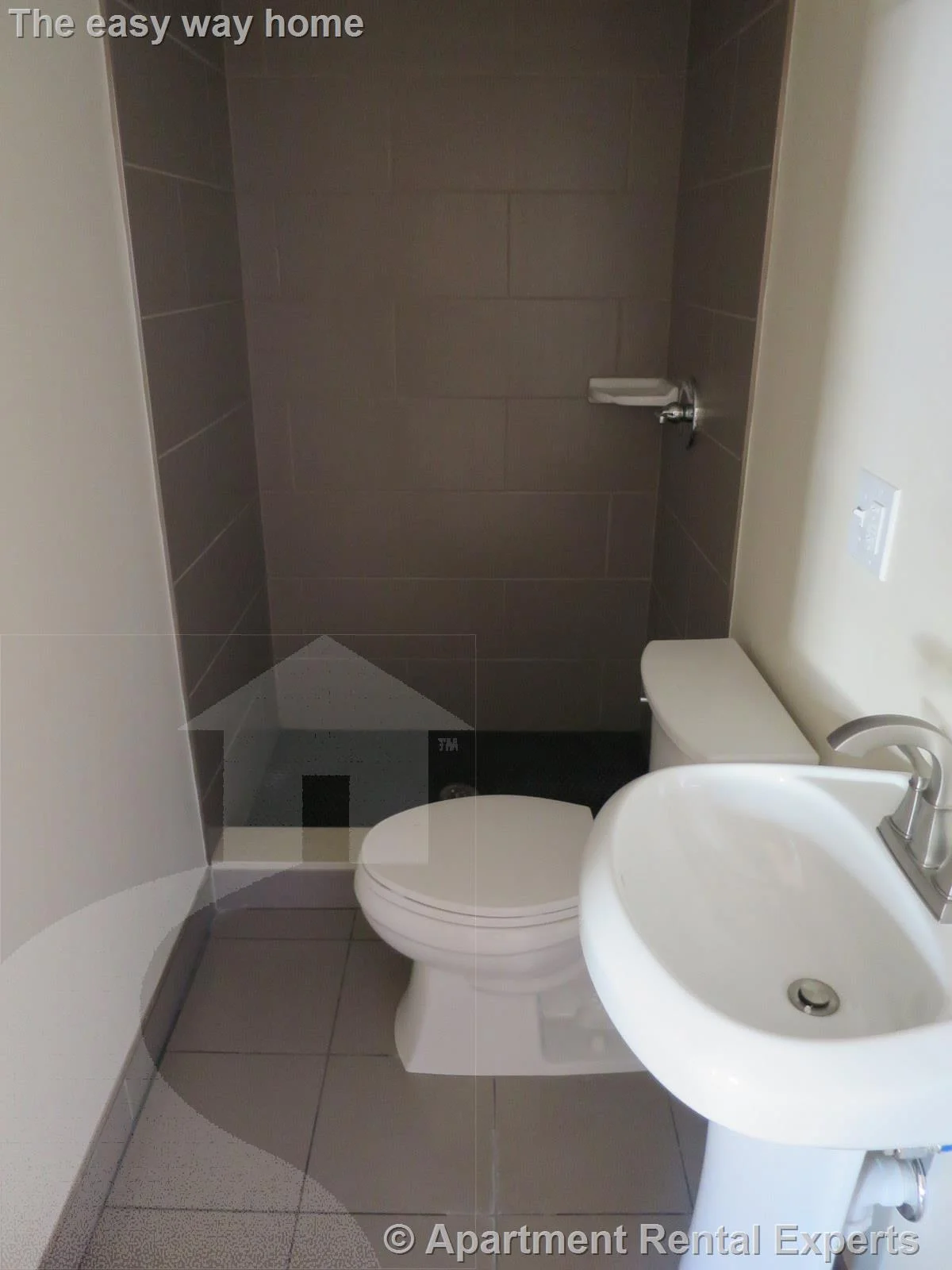 4 bed, 2 bath apartment for rent at 21 Weitz St Unit 2, Allston — photo 9 of 13