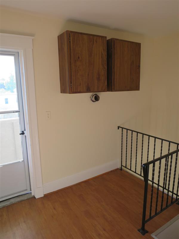 4 bed, 2 bath apartment for rent at 21 Weitz St Unit 3, Lower Allston — photo 8 of 9