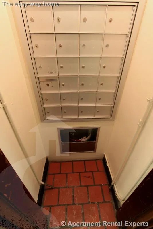 1 bed, 1 bath apartment for rent at 21 Wendell St Unit 11, Harvard Square — photo 5 of 14