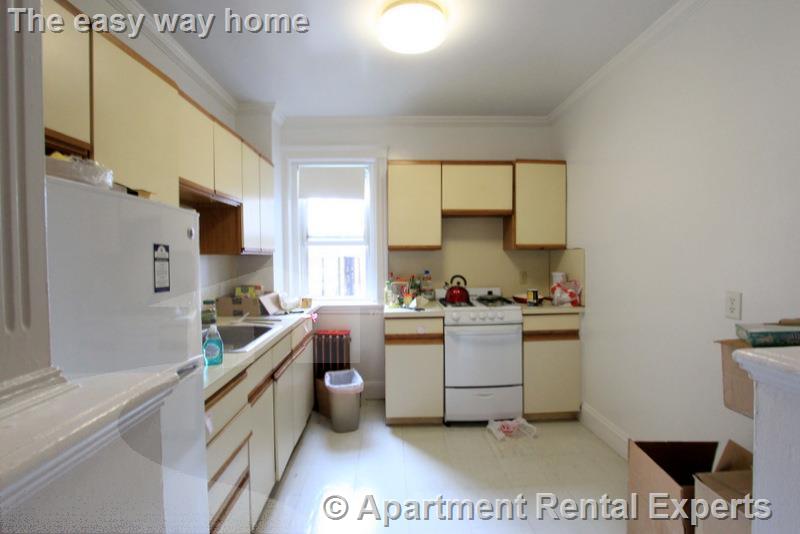 1 bed, 1 bath apartment for rent at 21 Wendell St Unit 11, Harvard Square — photo 1 of 9