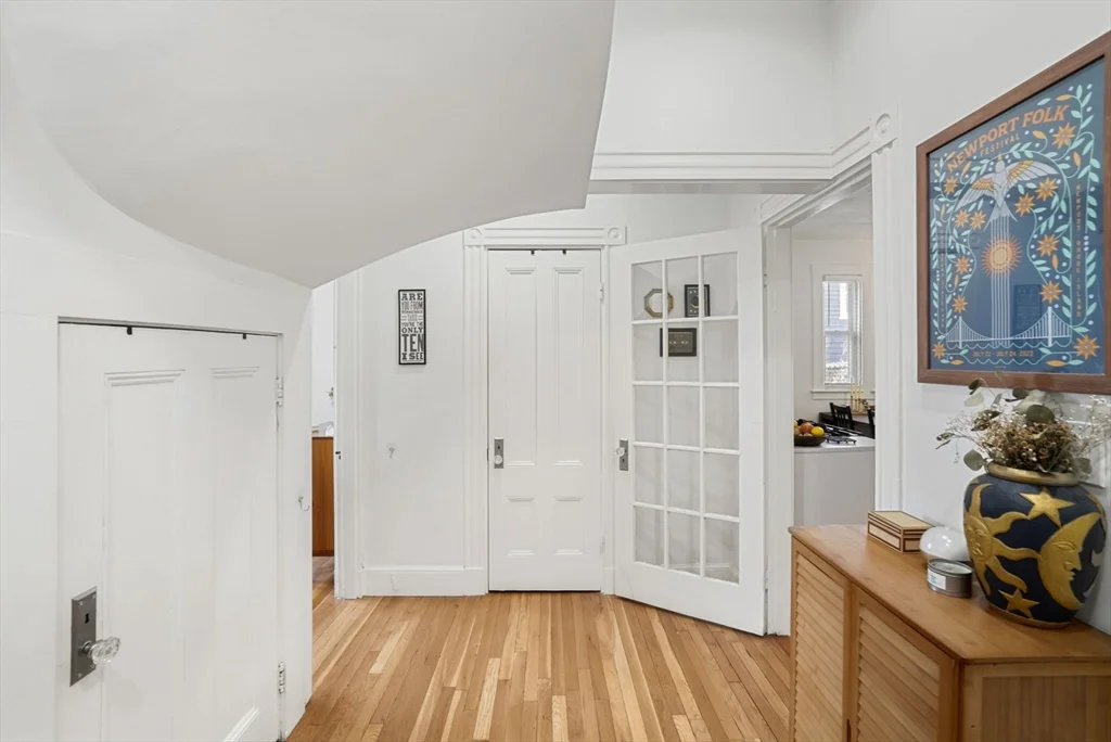 3 bed, 1 bath apartment for rent at 21 Wenham St Unit 1, Jamaica Plain — photo 10 of 16