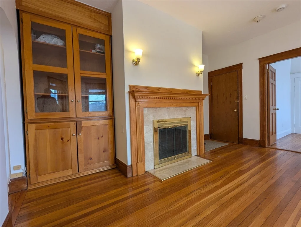 2 bed, 1 bath apartment for rent at 21 Westbourne Ter Unit 3, Coolidge Corner — photo 10 of 23