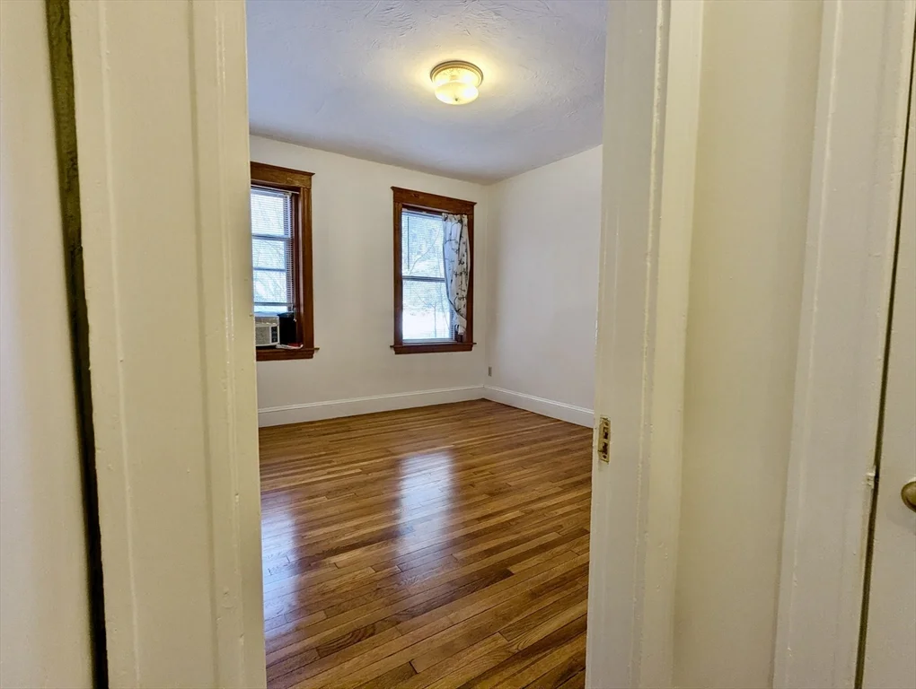 2 bed, 1 bath apartment for rent at 21 Westbourne Ter Unit 3, Coolidge Corner — photo 18 of 23