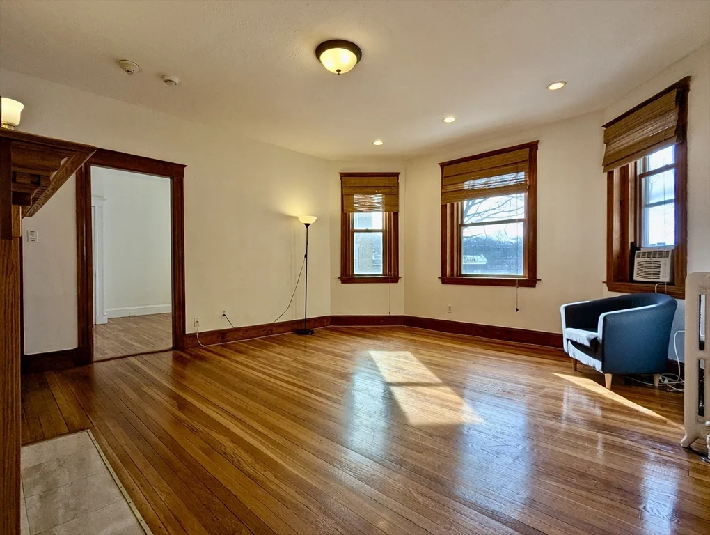 2 bed, 1 bath apartment for rent at 21 Westbourne Ter Unit 3, Coolidge Corner — photo 11 of 23
