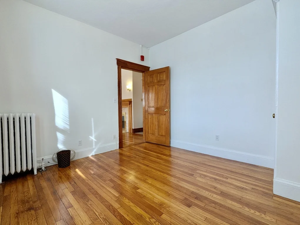 2 bed, 1 bath apartment for rent at 21 Westbourne Ter Unit 3, Coolidge Corner — photo 8 of 23