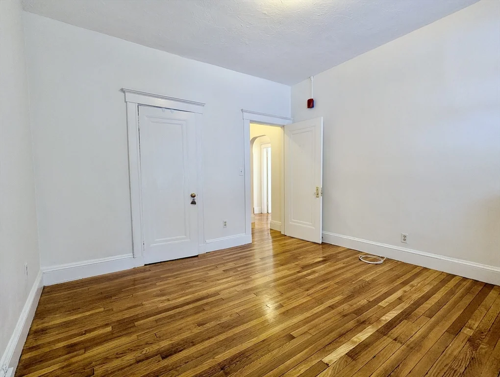 2 bed, 1 bath apartment for rent at 21 Westbourne Ter Unit 3, Coolidge Corner — photo 22 of 23