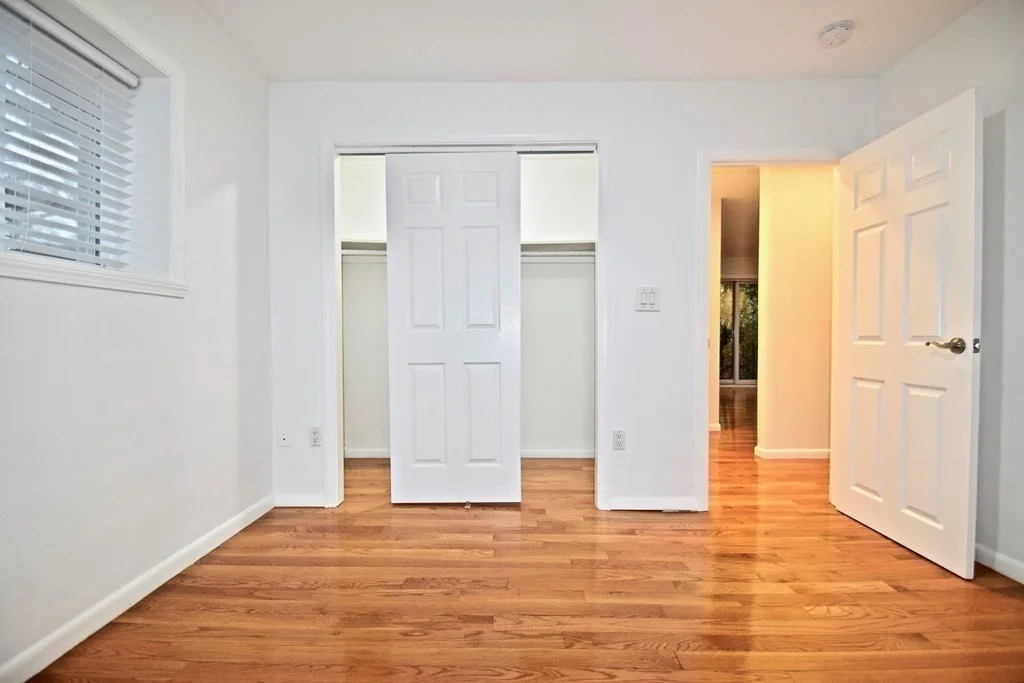 2 bed, 1 bath apartment for rent at 21 Westgate Unit 3, Chestnut Hill — photo 5 of 7