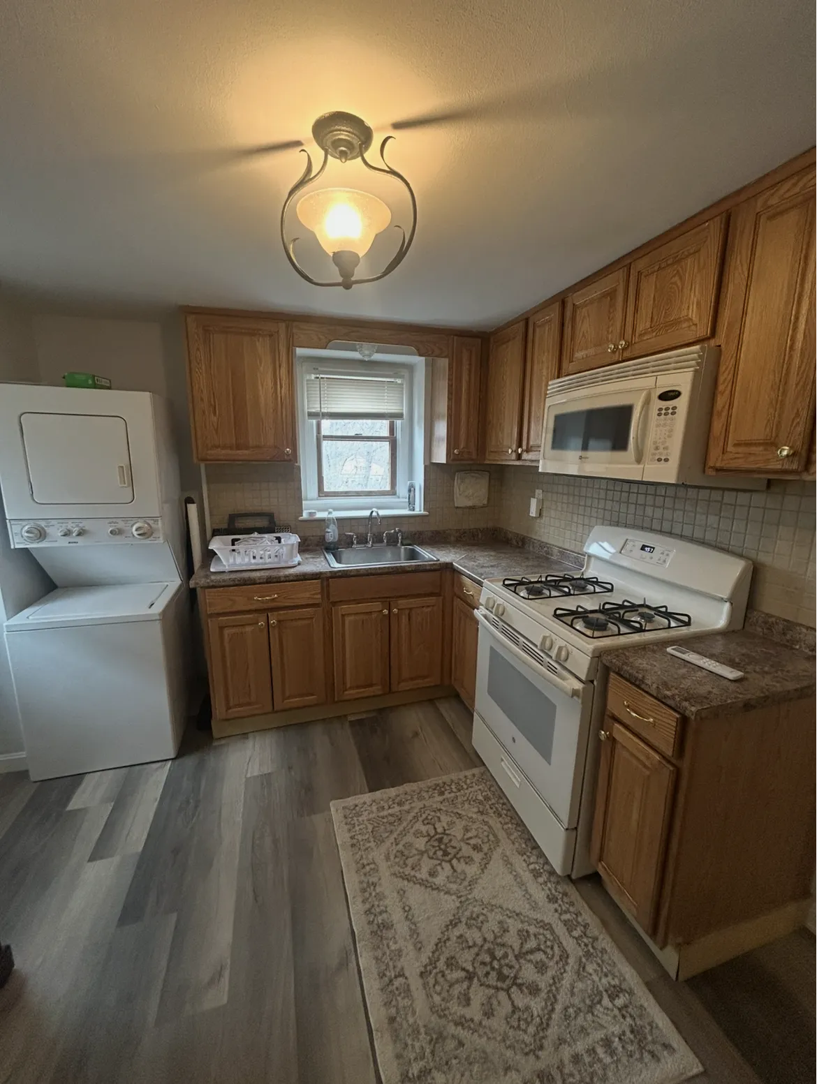 2 bed, 1 bath apartment for rent at 21 Weymouth Ave Unit 1, West Roxbury — photo 1 of 7