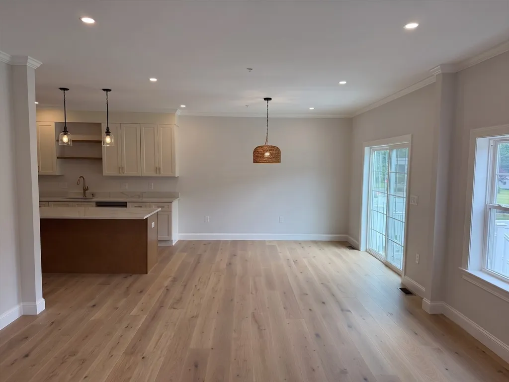 2 bed, 2 bath apartment for rent at 21 Whitman Circle Unit 21, Bellingham — photo 2 of 12
