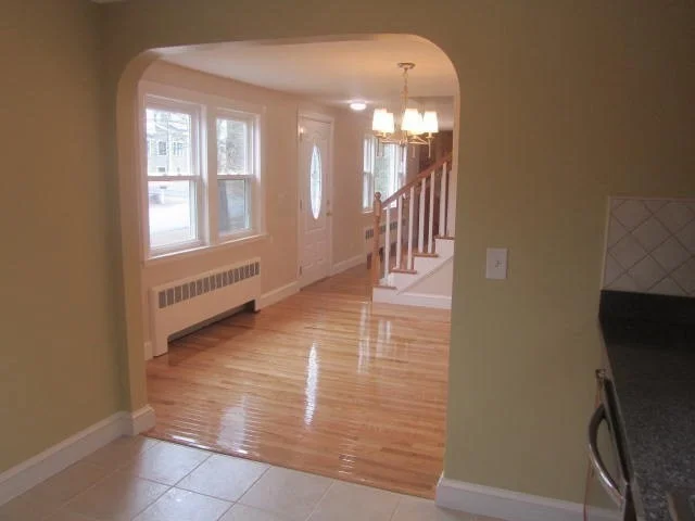 4 bed, 2 bath apartment for rent at 21 Wiley St, Montrose — photo 5 of 15