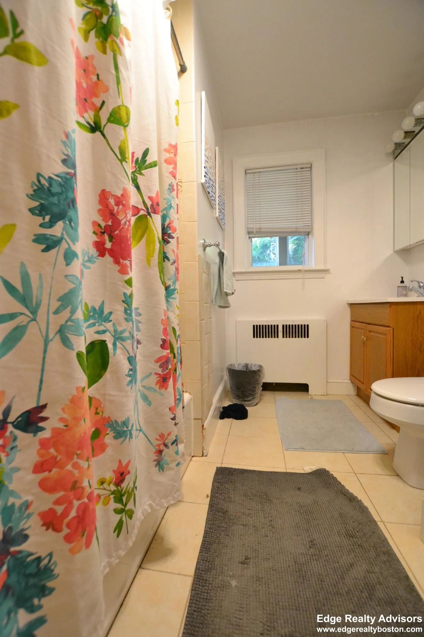 3 bed, 1 bath apartment for rent at 21 Wiltshire Rd Unit 1, Brighton — photo 7 of 9