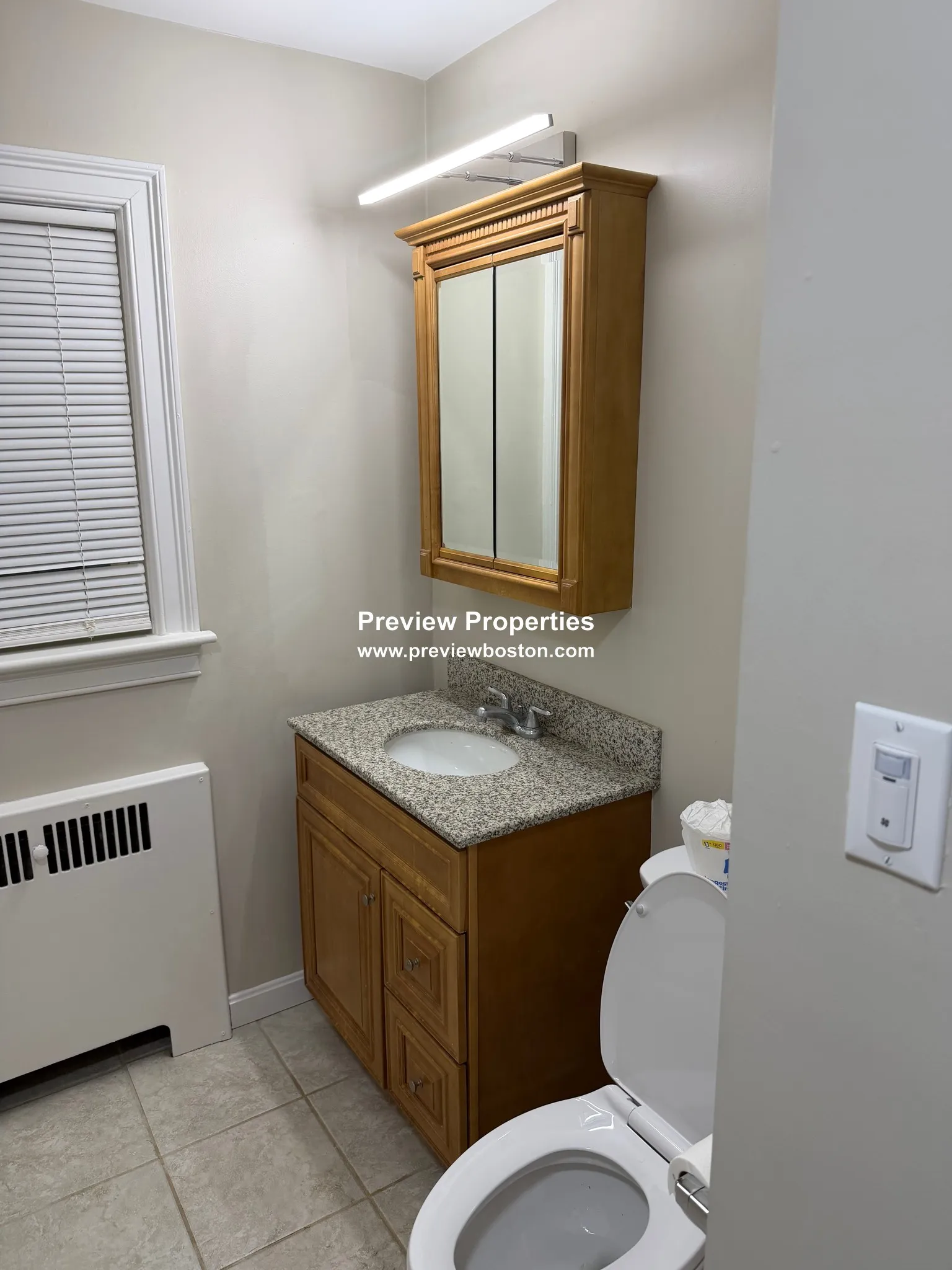 3 bed, 1 bath apartment for rent at 21 Wiltshire Rd Unit 2, Brighton — photo 7 of 12