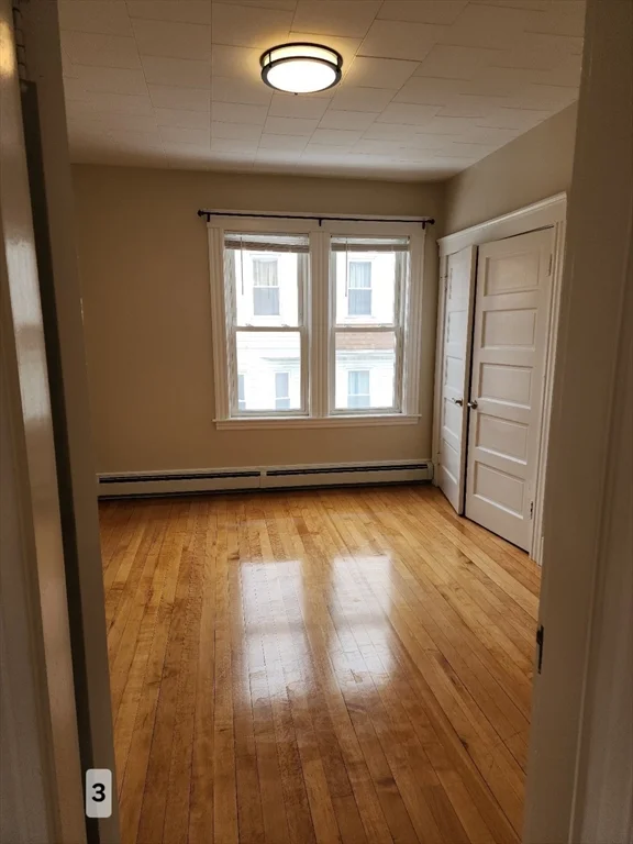 3 bed, 1 bath apartment for rent at 21 Windham St Unit 3, Worcester — photo 8 of 12
