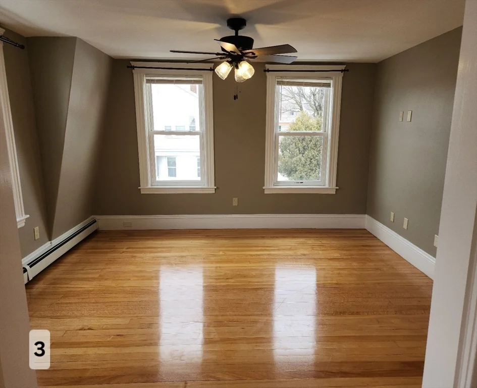 3 bed, 1 bath apartment for rent at 21 Windham St Unit 3, Worcester — photo 6 of 12