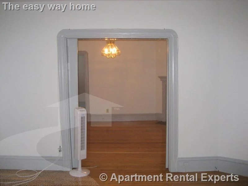 2 bed, 1 bath apartment for rent at 21 Windom St Unit 1, Davis Square — photo 2 of 13