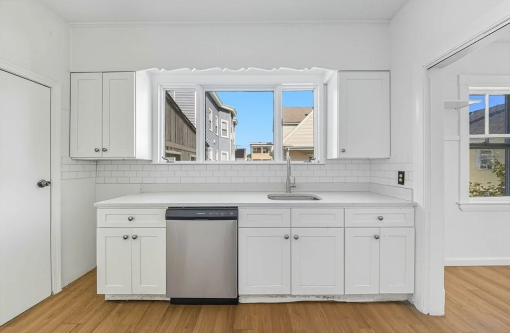 5 bed, 2 bath apartment for rent at 21 Wolcott St Unit 21, Malden — photo 4 of 16