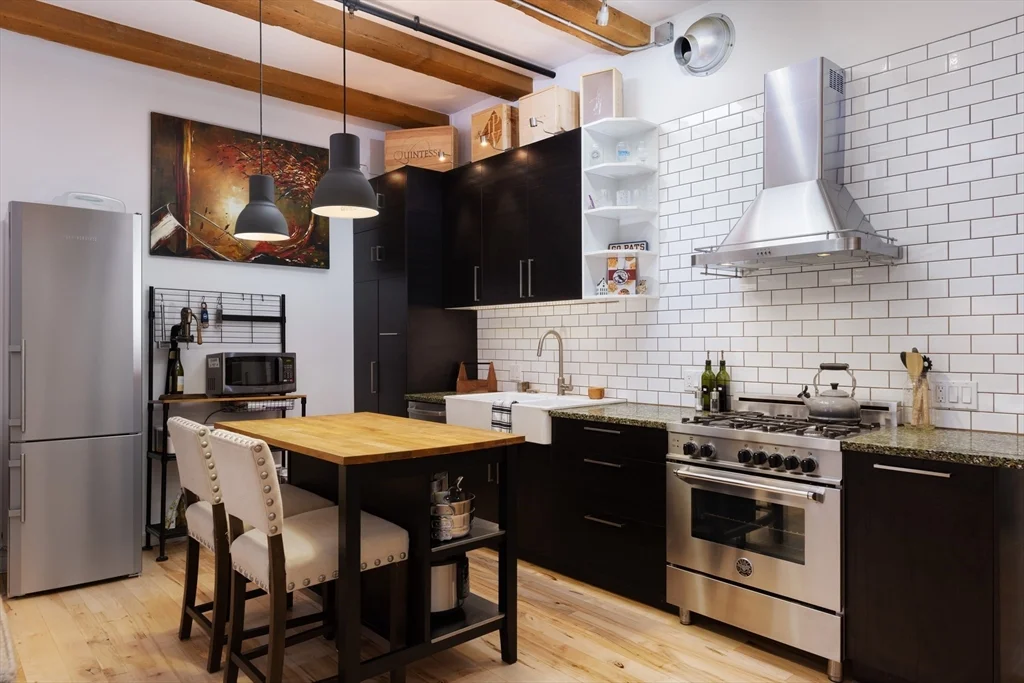 1 bed, 1 bath apartment for rent at 21 Wormwood St Unit 310, Seaport District — photo 2 of 10