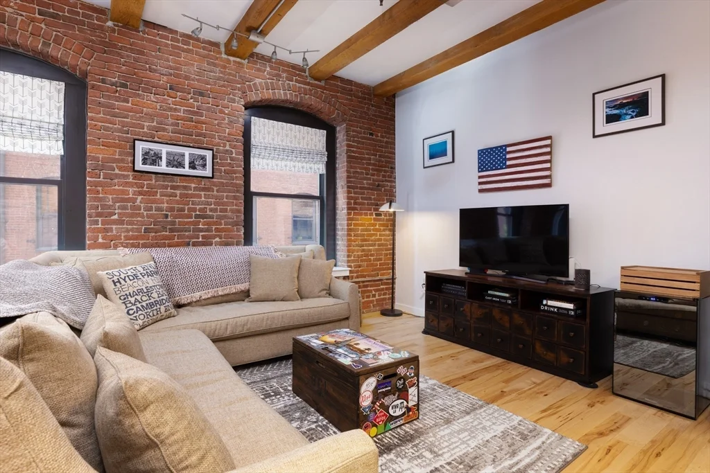 1 bed, 1 bath apartment for rent at 21 Wormwood St Unit 310, Seaport District — photo 4 of 10