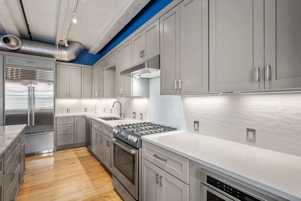3 bed, 2 bath apartment for rent at 21 Wormwood Unit 314-315, South Boston — photo 7 of 31