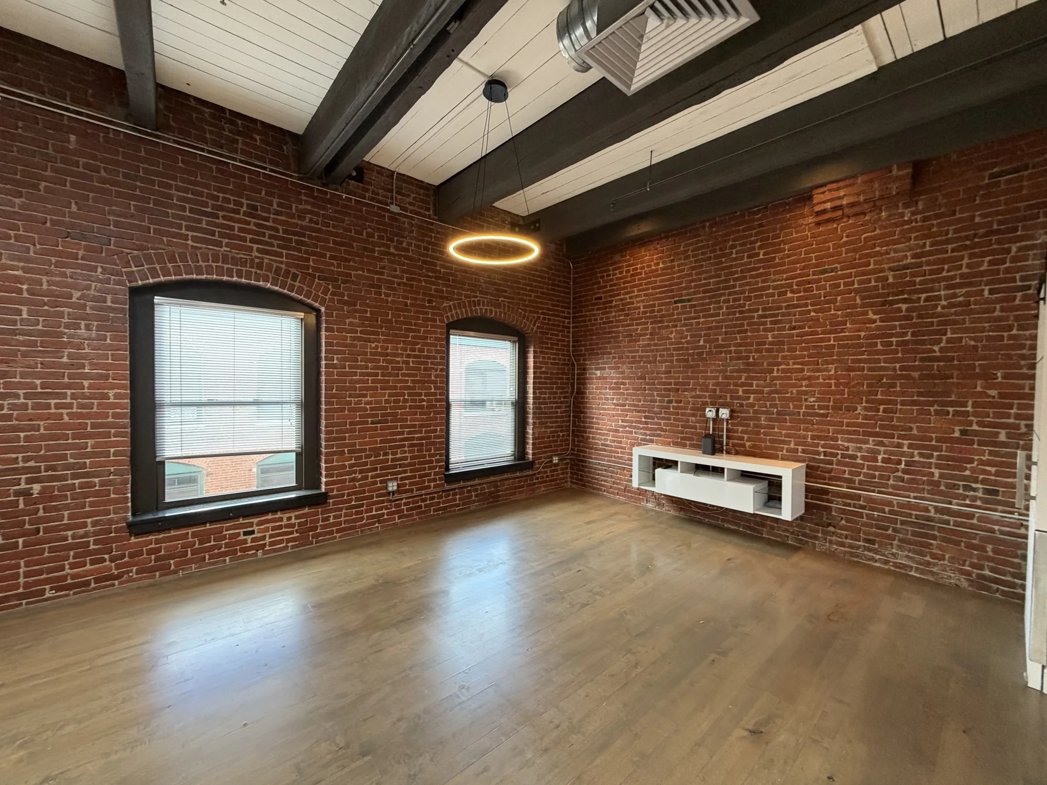 1 bed, 1 bath apartment for rent at 21 Wormwood Unit 621, South Boston — photo 6 of 21
