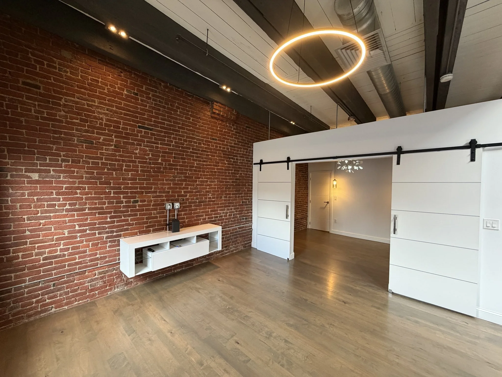 1 bed, 1 bath apartment for rent at 21 Wormwood Unit 621, South Boston — photo 7 of 21