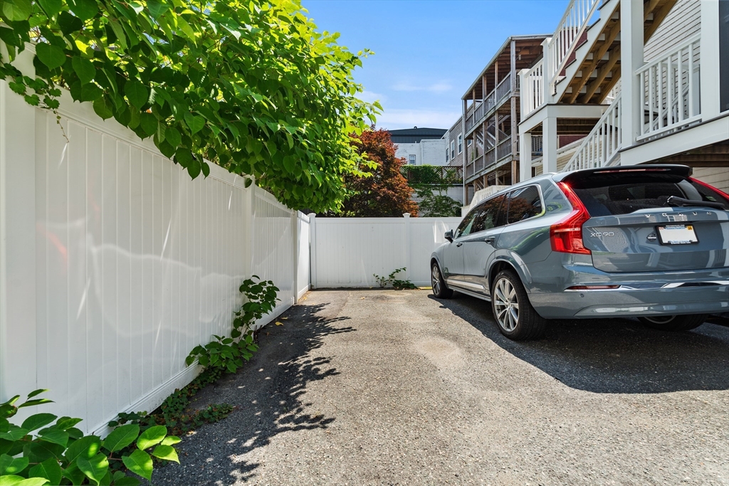 3 bed, 2 bath apartment for rent at 210-212 W 9th St Unit 2, South Boston — photo 24 of 28