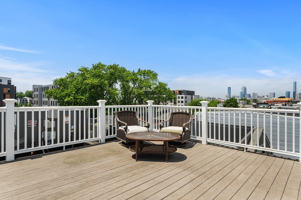 3 bed, 2 bath apartment for rent at 210-212 W 9th St Unit 2, South Boston — photo 22 of 28