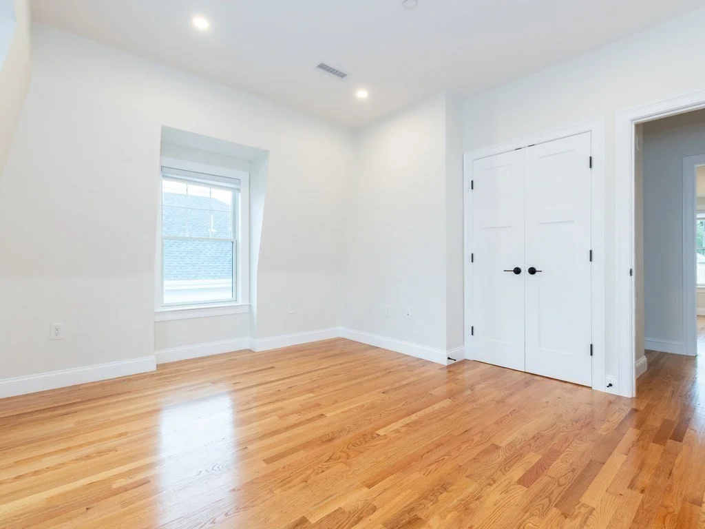 4 bed, 3 bath apartment for rent at 210 Adams Unit 3, Waltham — photo 24 of 32