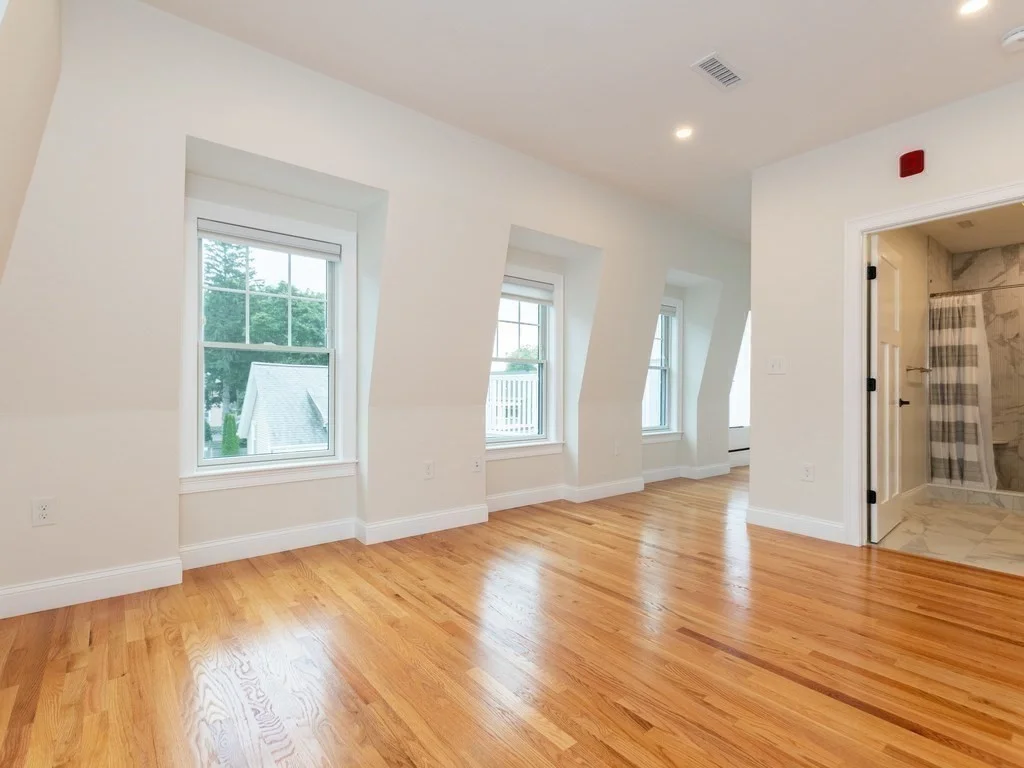 4 bed, 3 bath apartment for rent at 210 Adams Unit 3, Waltham — photo 11 of 32