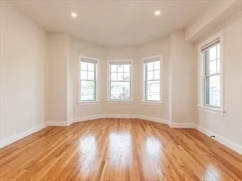 4 bed, 3 bath apartment for rent at 210 Adams Unit 4, Waltham — photo 12 of 25