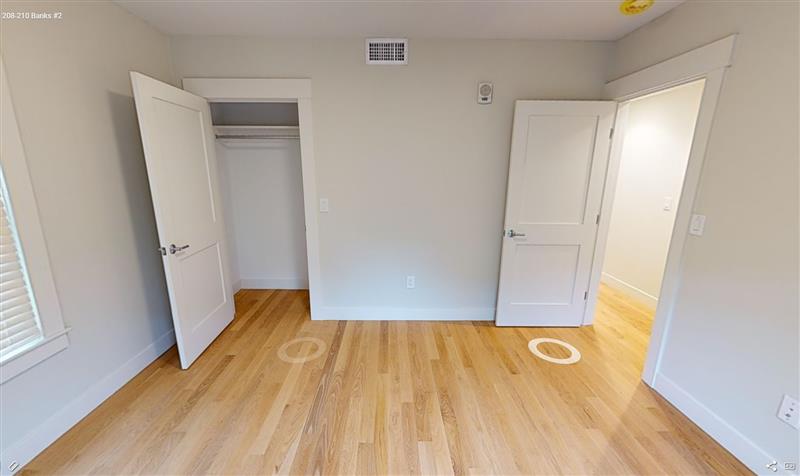 2 bed, 1 bath apartment for rent at 208-210 Banks St Unit 2, Riverside — photo 10 of 11