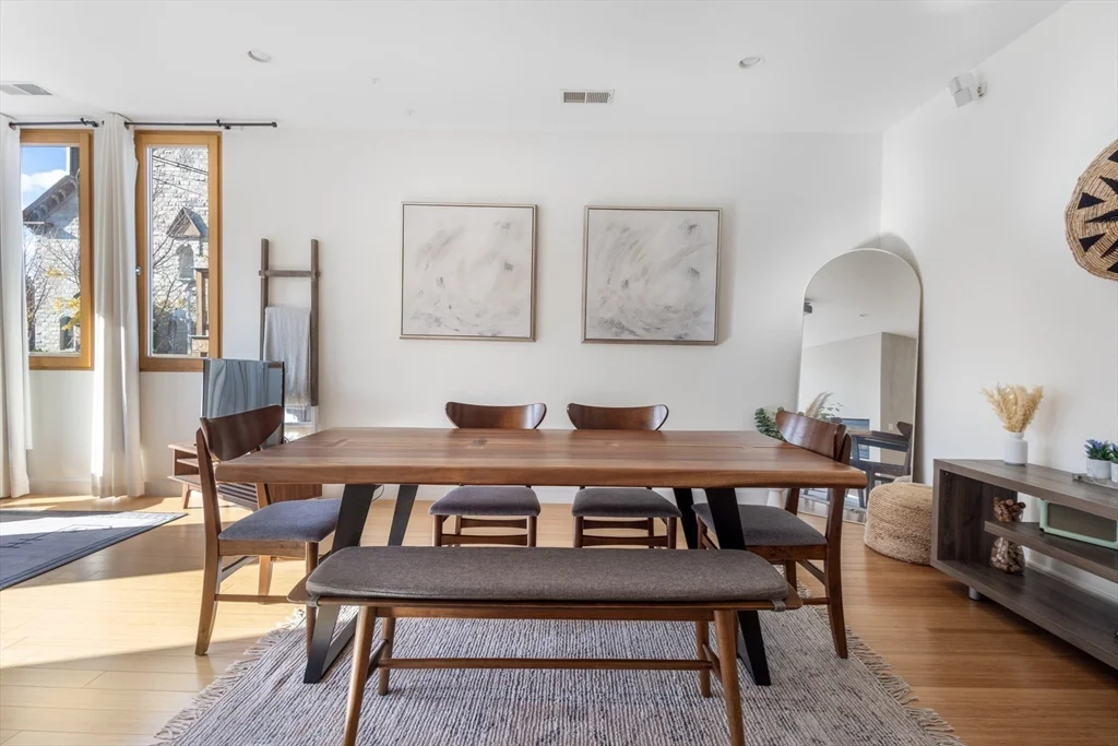 2 bed, 2 bath apartment for rent at 210 Bolton St Unit 6, South Boston — photo 6 of 24