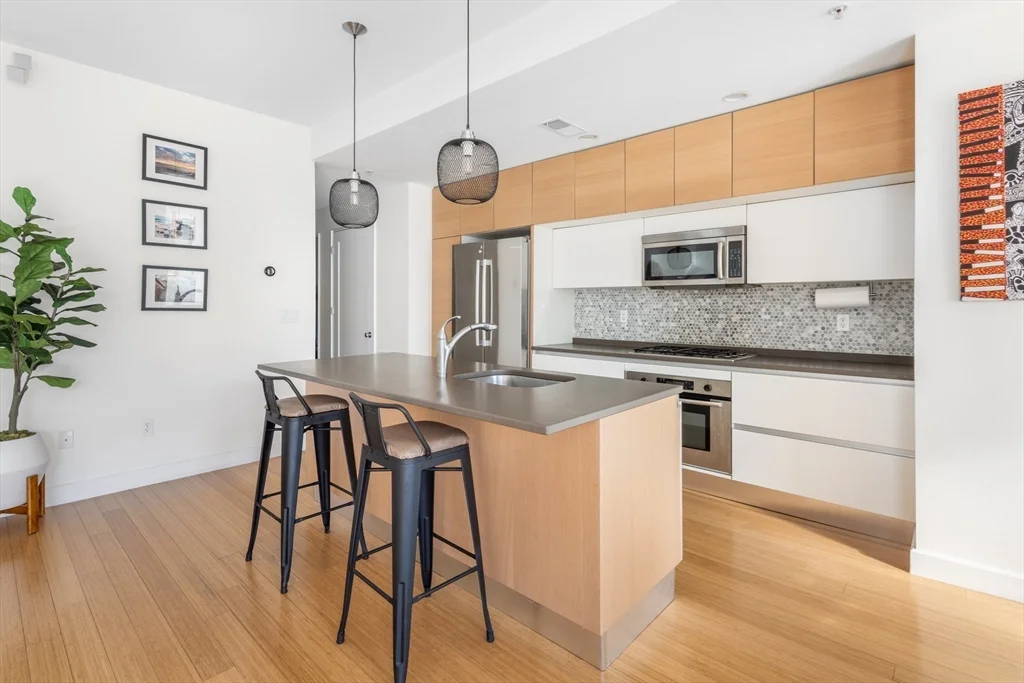 2 bed, 2 bath apartment for rent at 210 Bolton St Unit 6, South Boston — photo 10 of 24