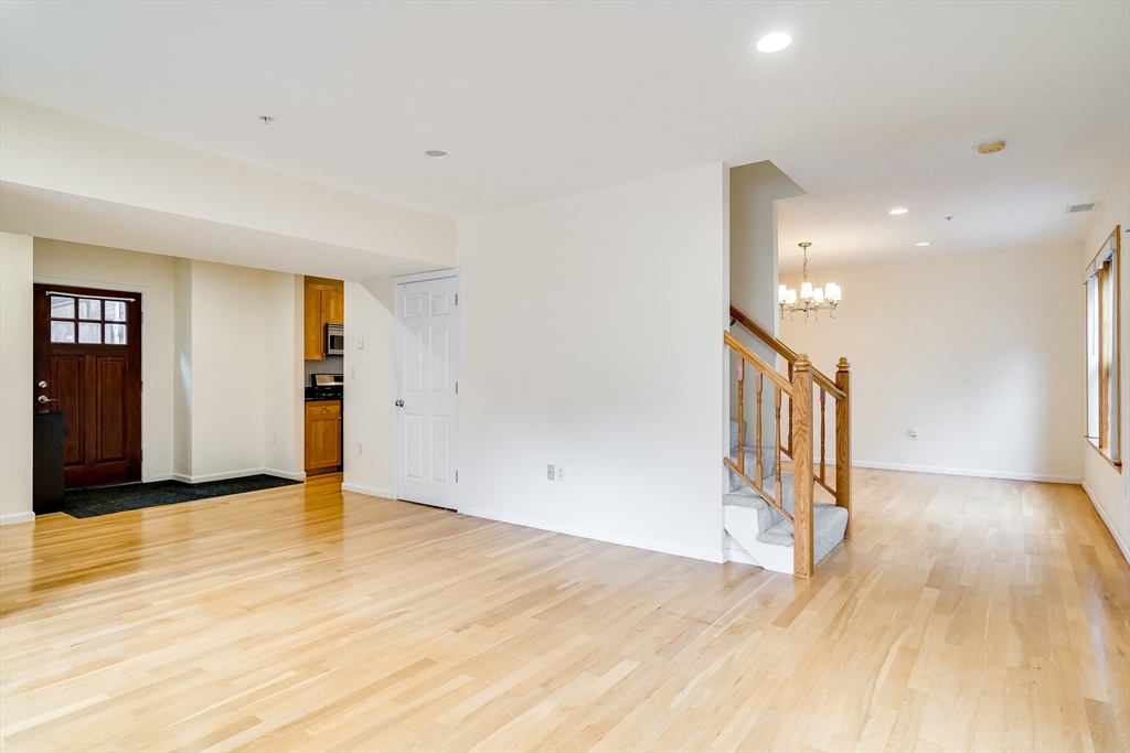 3 bed, 2 bath apartment for rent at 210 Broadway Unit 107, Everett — photo 8 of 16
