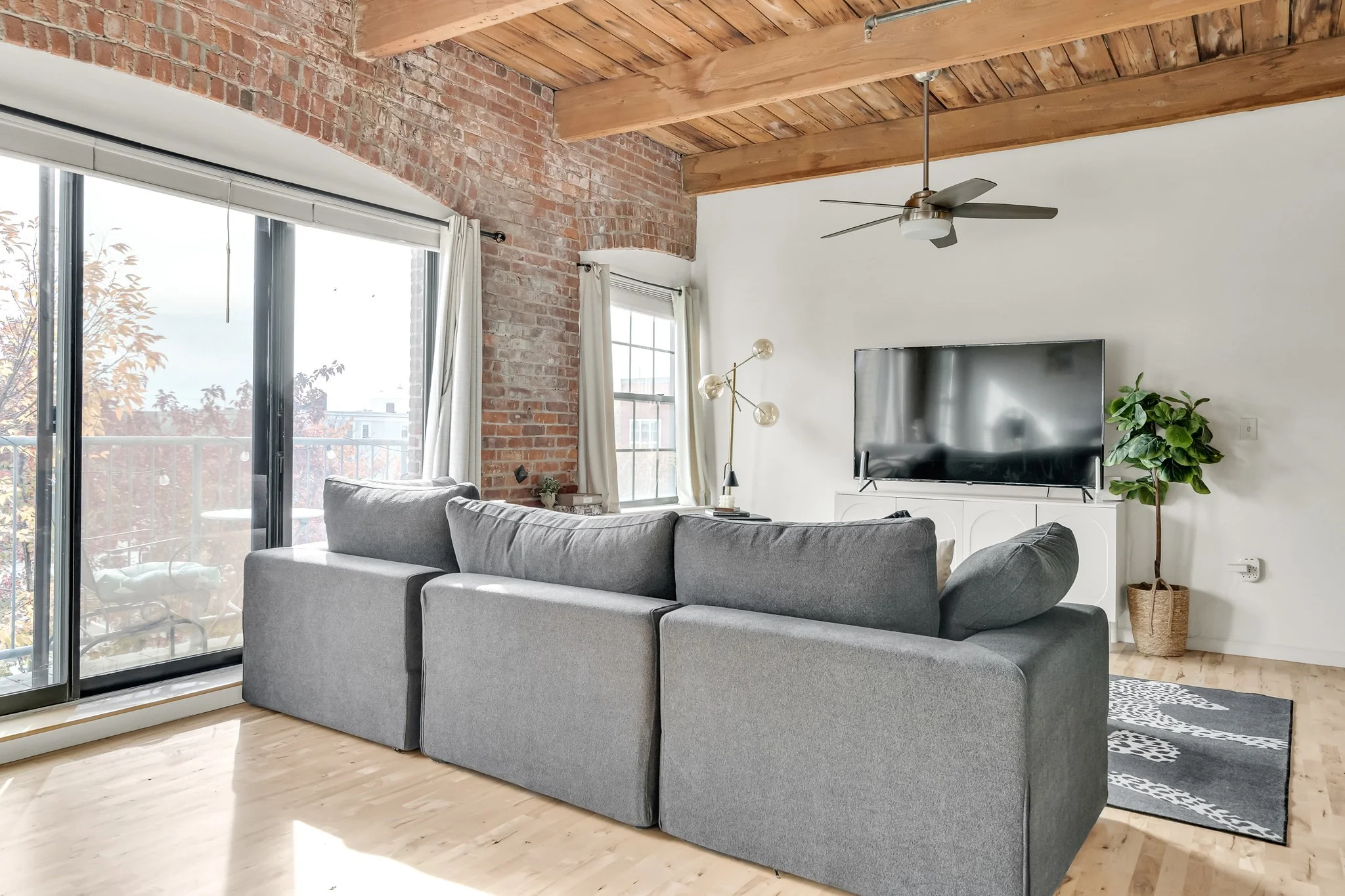 1 bed, 1 bath apartment for rent at 210 Broadway Unit 304, Everett — photo 19 of 29