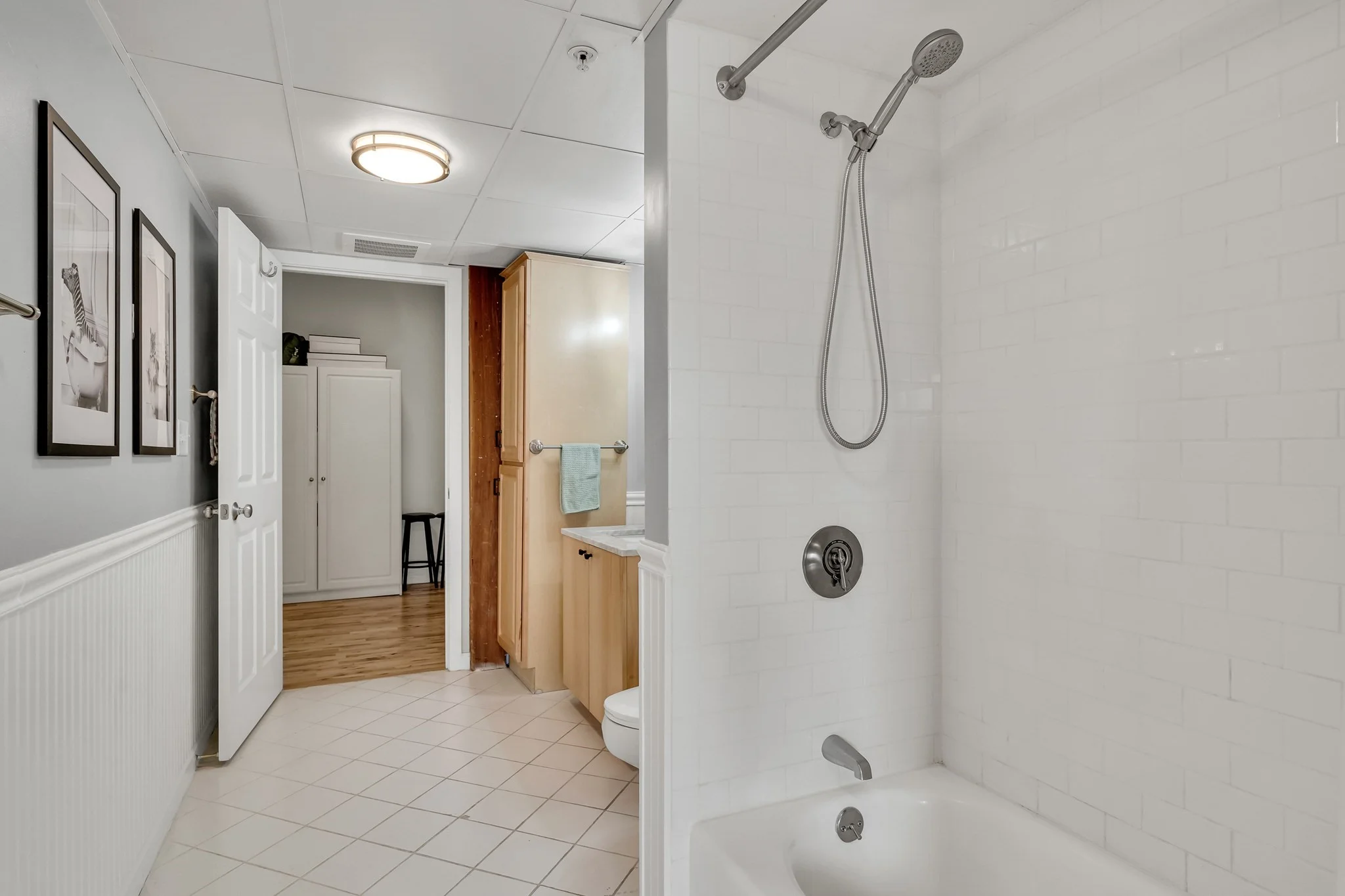 1 bed, 1 bath apartment for rent at 210 Broadway Unit 304, Everett — photo 26 of 29