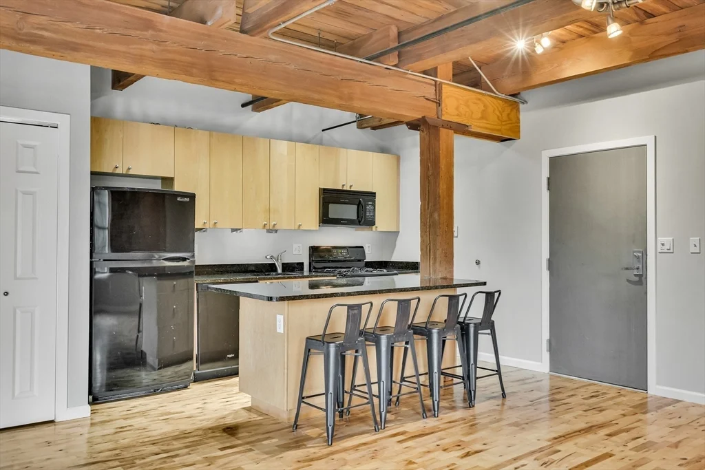 1 bed, 1 bath apartment for rent at 210 Broadway Unit A-205, Everett — photo 9 of 21