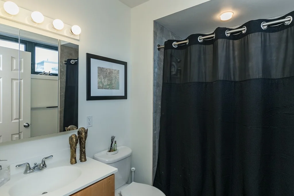 2 bed, 2 bath apartment for rent at 210 Broadway Unit A403, Everett — photo 15 of 18