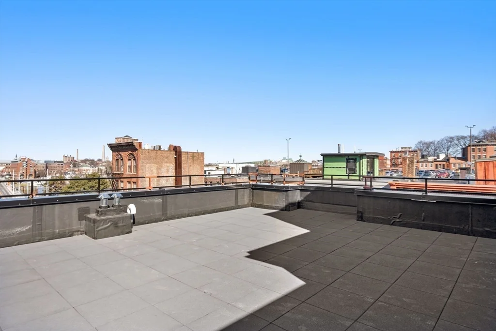 2 bed, 2 bath apartment for rent at 210 Endicott St Unit 1, North End — photo 20 of 23