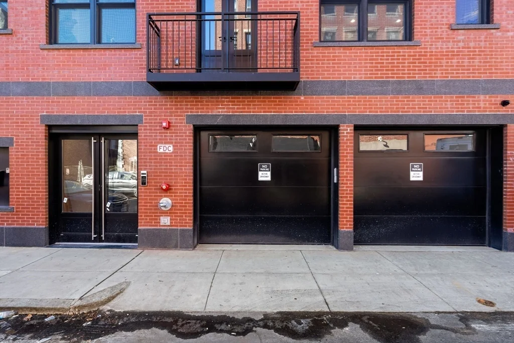 2 bed, 2 bath apartment for rent at 210 Endicott St Unit 1, North End — photo 22 of 23