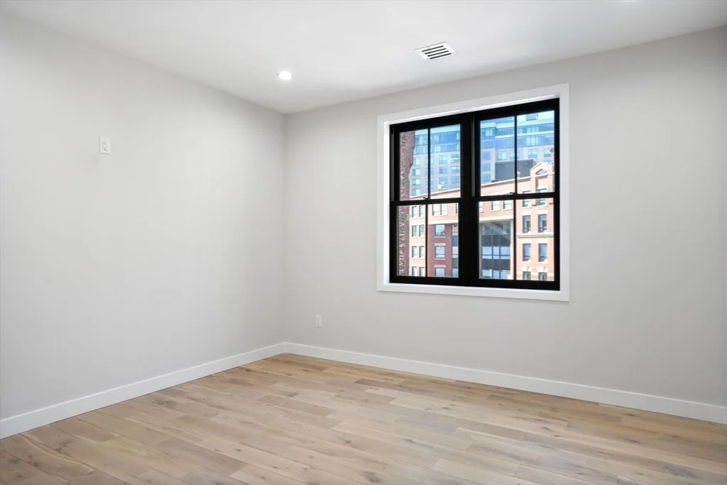 2 bed, 2 bath apartment for rent at 210 Endicott St Unit 1, North End — photo 11 of 23