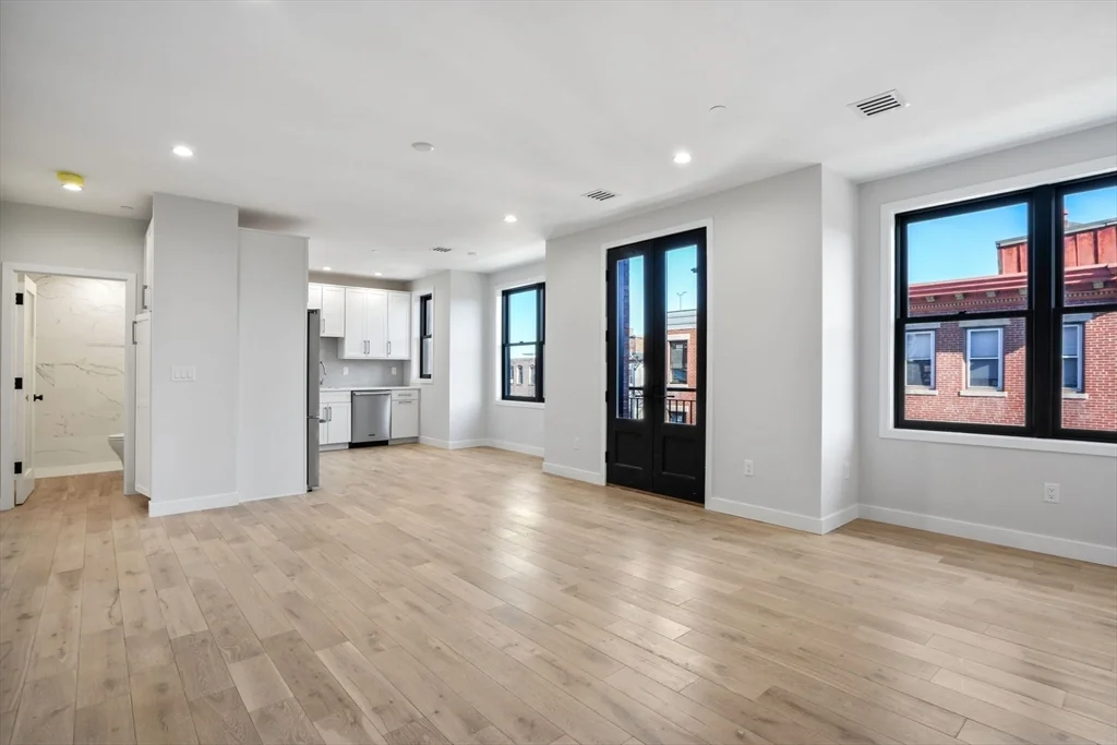 2 bed, 2 bath apartment for rent at 210 Endicott St Unit 4, North End — photo 6 of 25