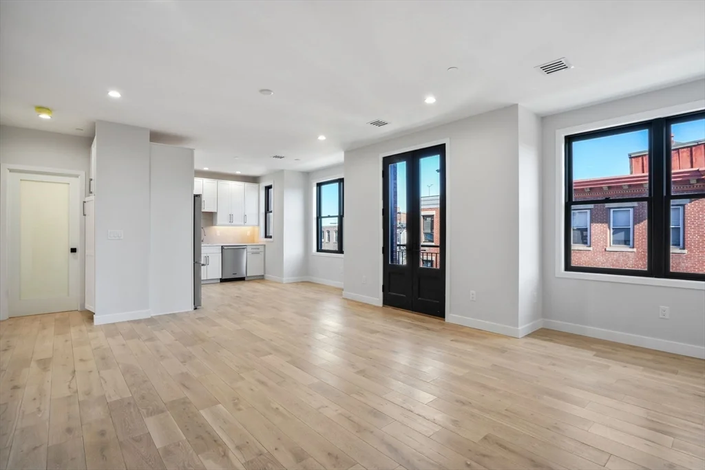 2 bed, 2 bath apartment for rent at 210 Endicott St Unit 4, North End — photo 2 of 25
