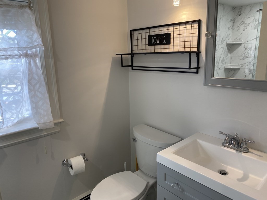 Studio bed, 1 bath apartment for rent at 210 Hillside Ave Unit 37, Needham — photo 11 of 14