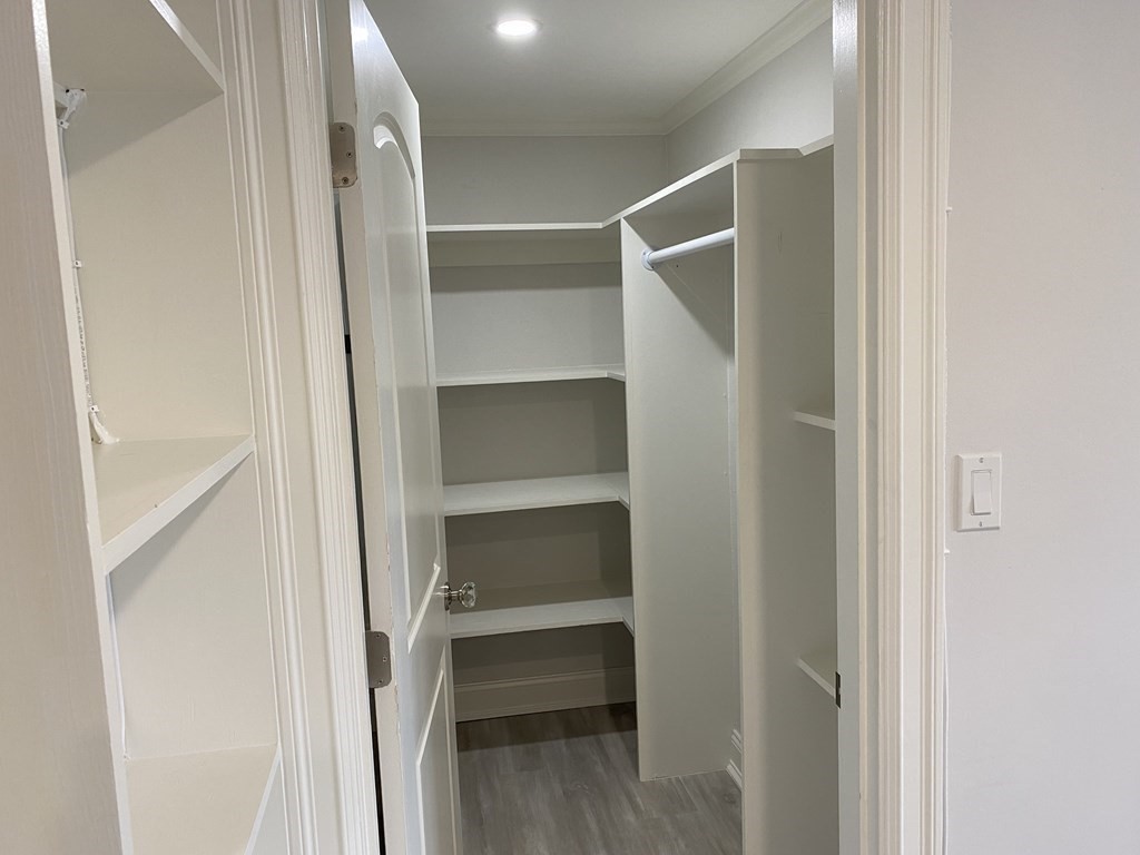 Studio bed, 1 bath apartment for rent at 210 Hillside Ave Unit 37, Needham — photo 13 of 14
