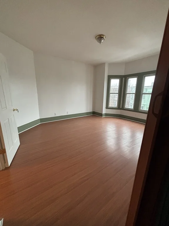 5 bed, 1 bath apartment for rent at 210 Lexington Unit 3, Eagle Hill — photo 1 of 24