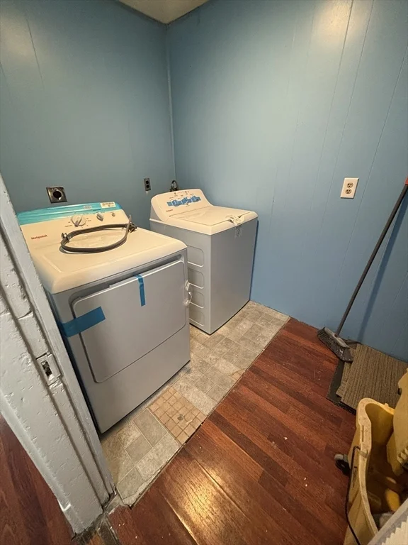 5 bed, 1 bath apartment for rent at 210 Lexington Unit 3, Eagle Hill — photo 22 of 24