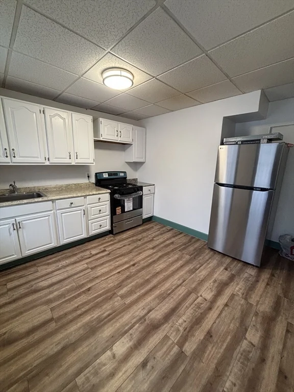 5 bed, 1 bath apartment for rent at 210 Lexington Unit 3, Eagle Hill — photo 3 of 24
